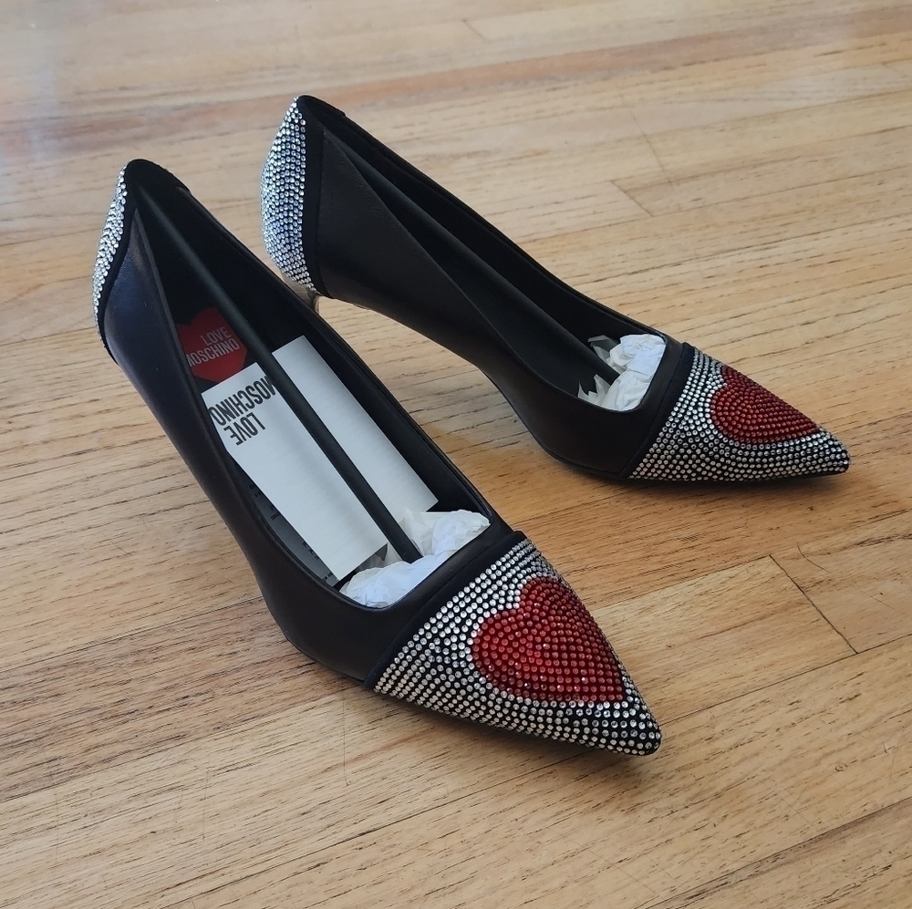Love Moschino Slip-on Leather/ Rhinestone Heart Pump Size 36 MADE IN ITALY